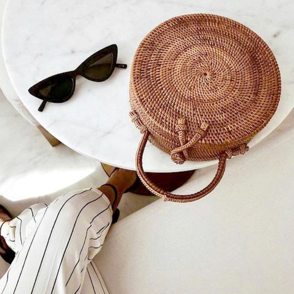 Accessories - NEW | Retro Chic Cat Eye Sunglasses In Black